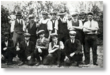 Thompson and Morgan staff at the turn of the century